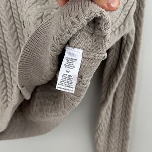 Cable Knit Cardigan Women’s Sz Medium Brown Buttons Cropped Clean Girl